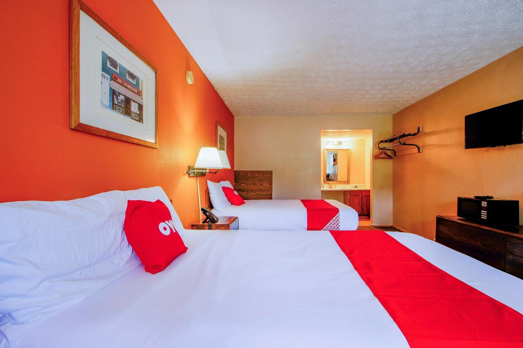 OYO Hotel Chapmanville Inn, WV - Hwy 119 Eksteriør billede